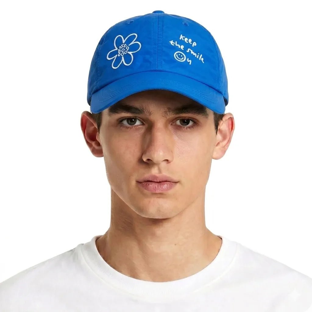 ابتسامة
